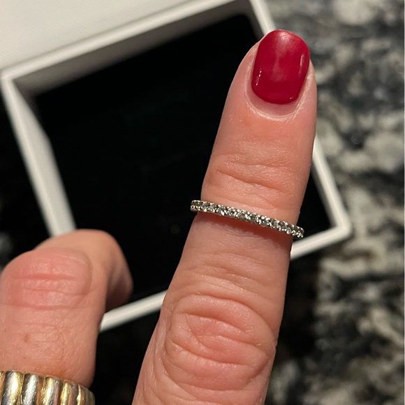 Mejuri Diamond Eternity Band - Picture 7 of 7